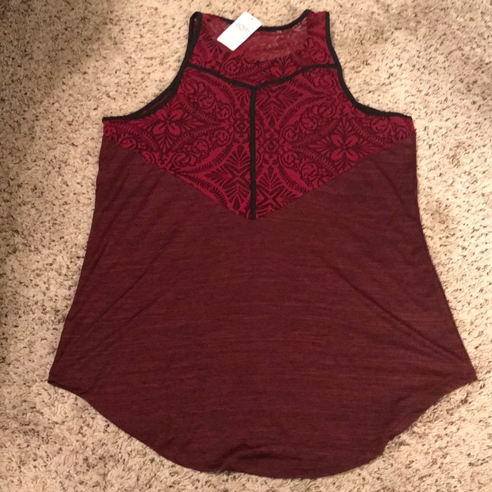 Maurices In Motion Tank - Picture 2 of 2